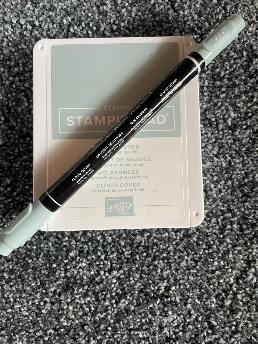 Stampin' Up! Cloud Cover Classic Stamp Pad & Dual-Tip Marker - Pale Blue
